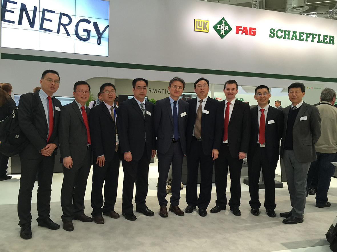 南陽(yáng)防爆集團訪(fǎng)問(wèn)舍弗勒展臺